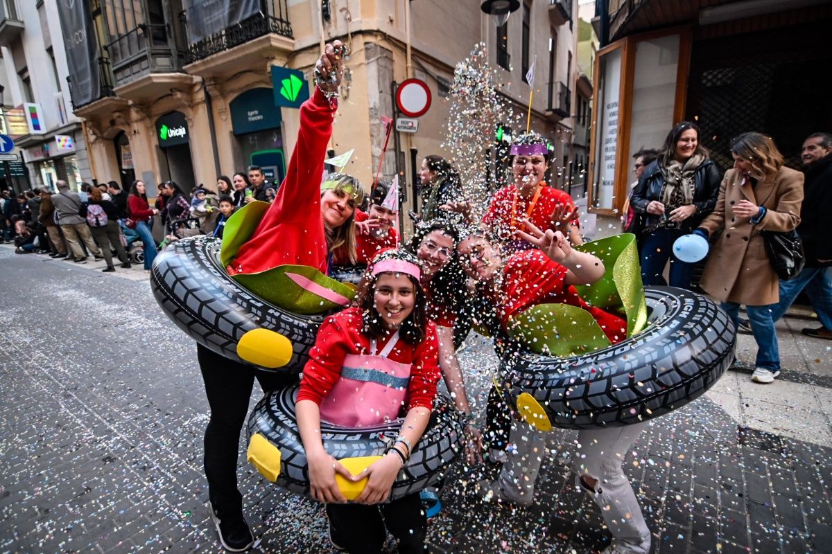Galería de imágenes del desfile de colles y carros engalanados