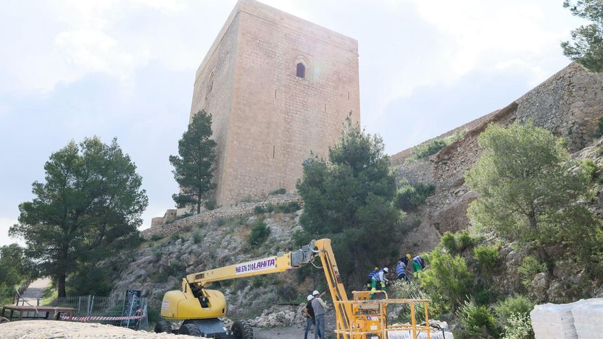 Continúan las mejoras en el Castillo de Lorca con la intervención en la torre Alfonsina