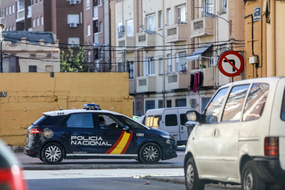 Dos heridos de bala en un tiroteo en las 'casitas rosas' de la Malva-rosa