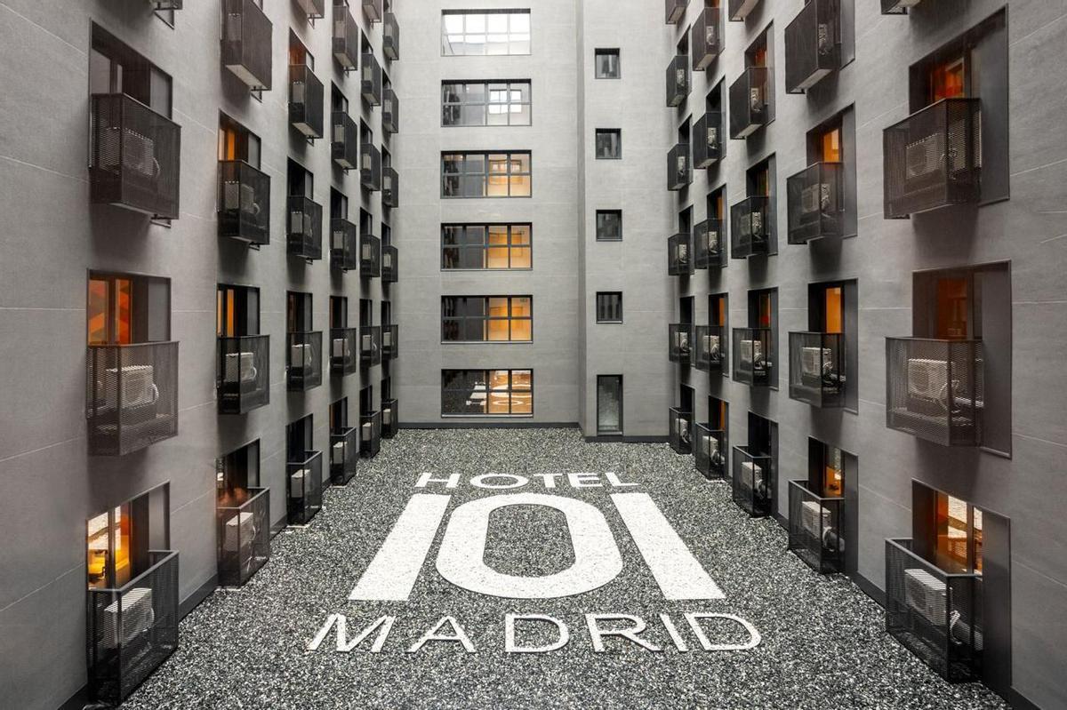Patio interior del Hotel 101 Madrid.