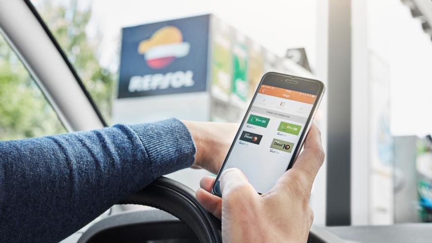 Repsol sortea un millón de euros entre quienes reposten con Waylet en sus gasolineras