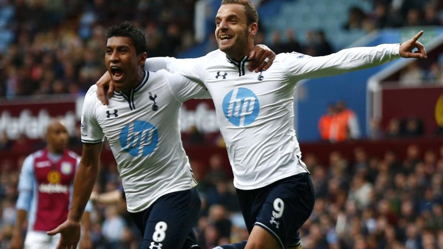 Paulinho, con Soldado, cuando militaba en el Tottenham.