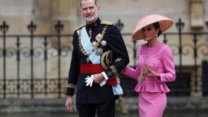 El rey Felipe VI y la reina Letizia de España llegan para asistir a la ceremonia de coronación del rey Carlos y la reina Camila de Gran Bretaña en la Abadía de Westminster, en Londres.