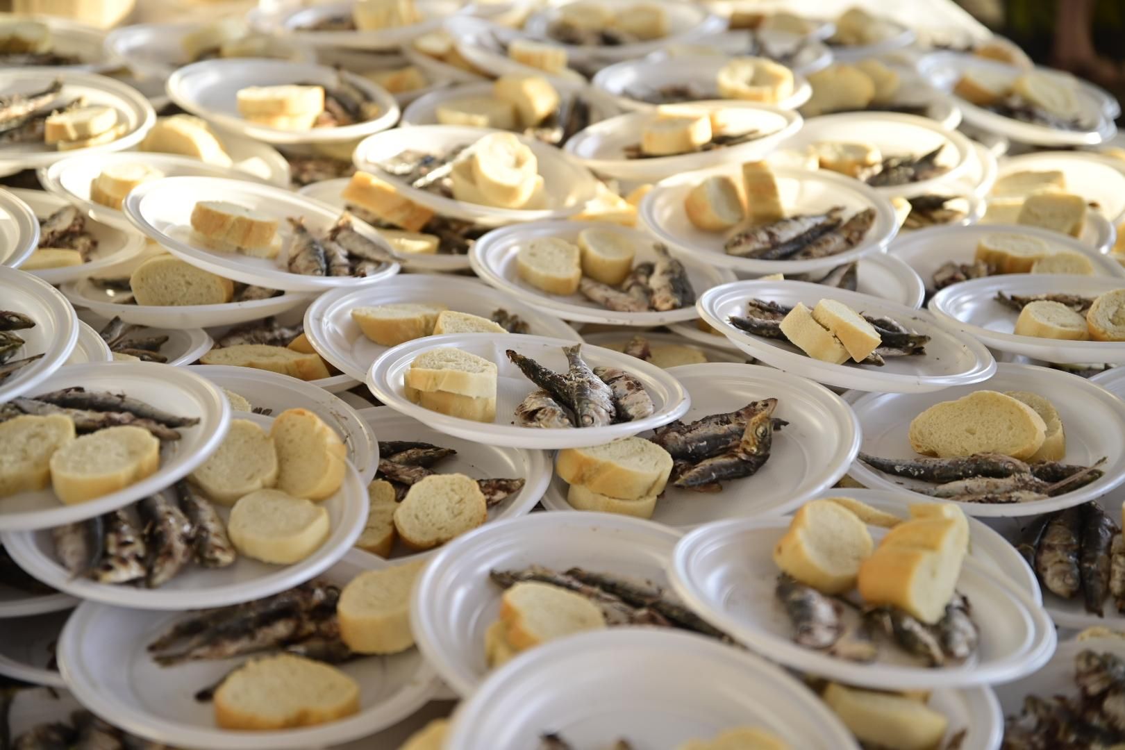 Galería | Torrà de sardinas en el Grau en Sant Pere