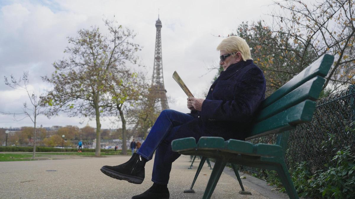 Für die Doku hat das Drehteam Heino auch nach Paris begleitet.