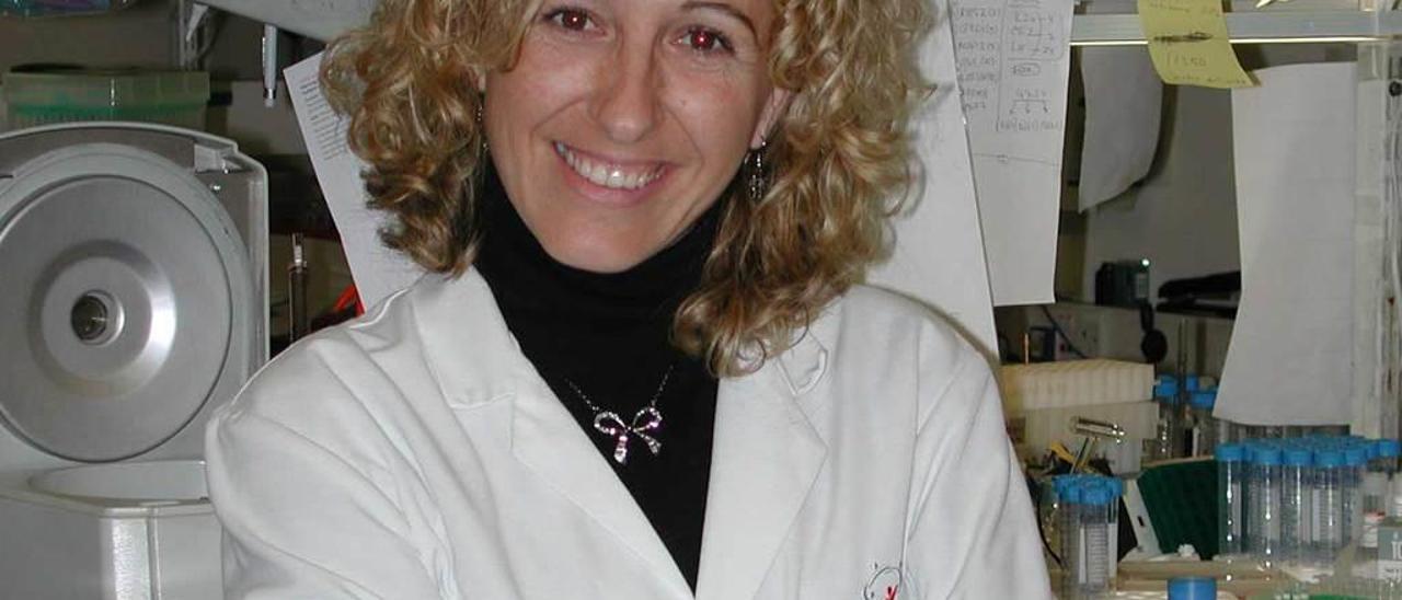 Victoria Sanz-Moreno, en su laboratorio en Londres.