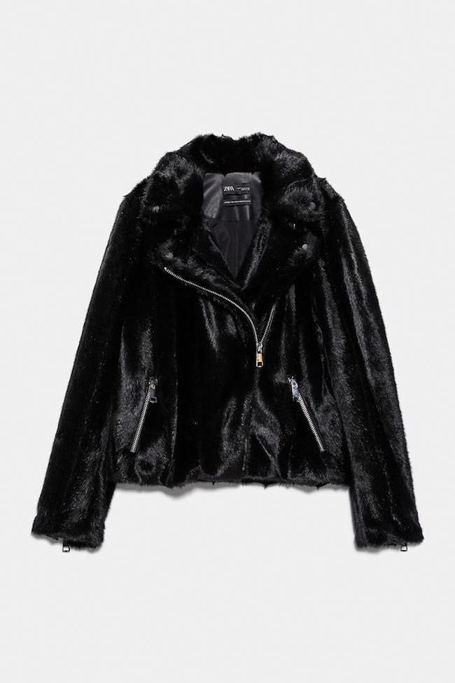 Perfecto de pelo negro, de Zara