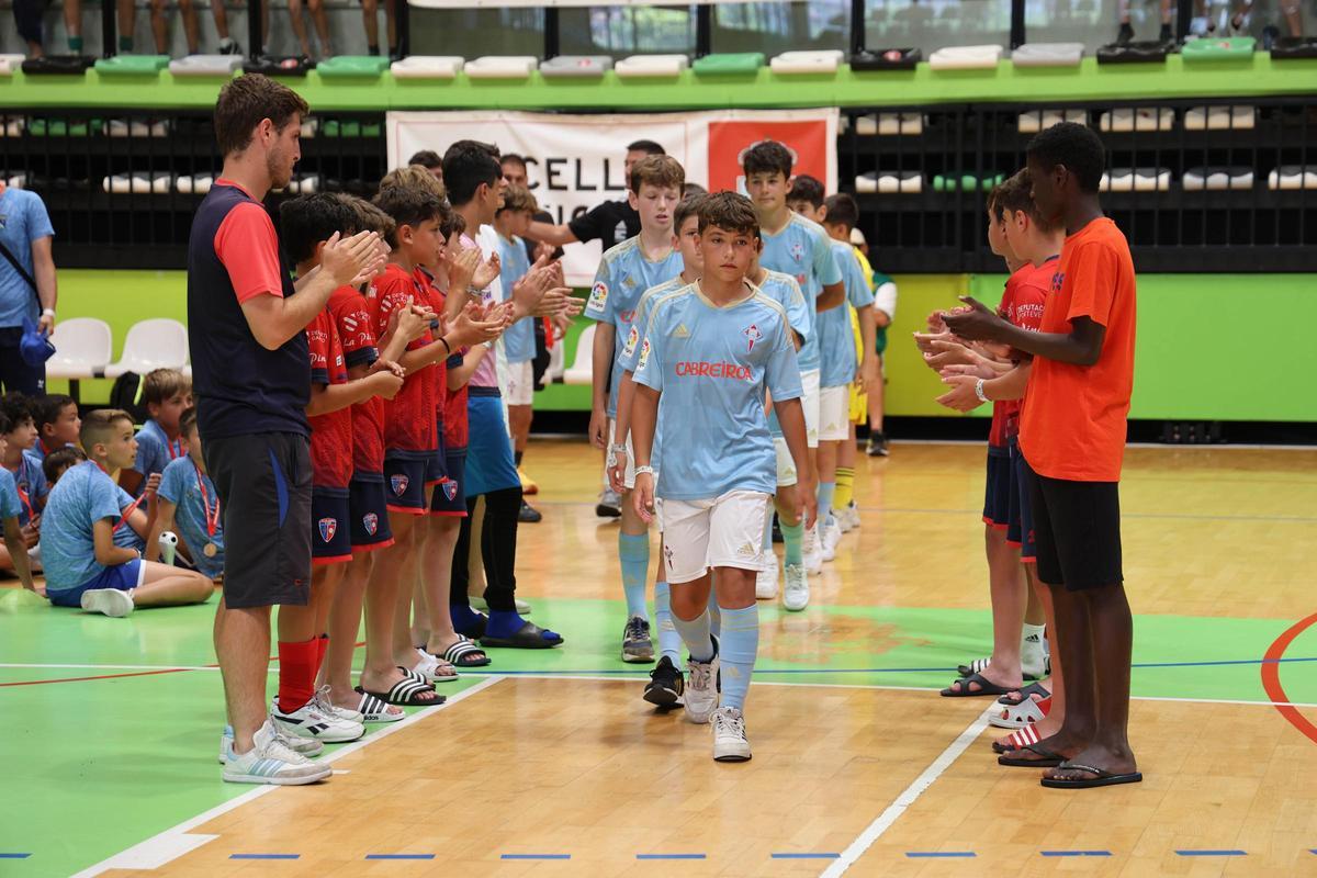 La entrega de medallas de la Vigo Cup, en imágenes