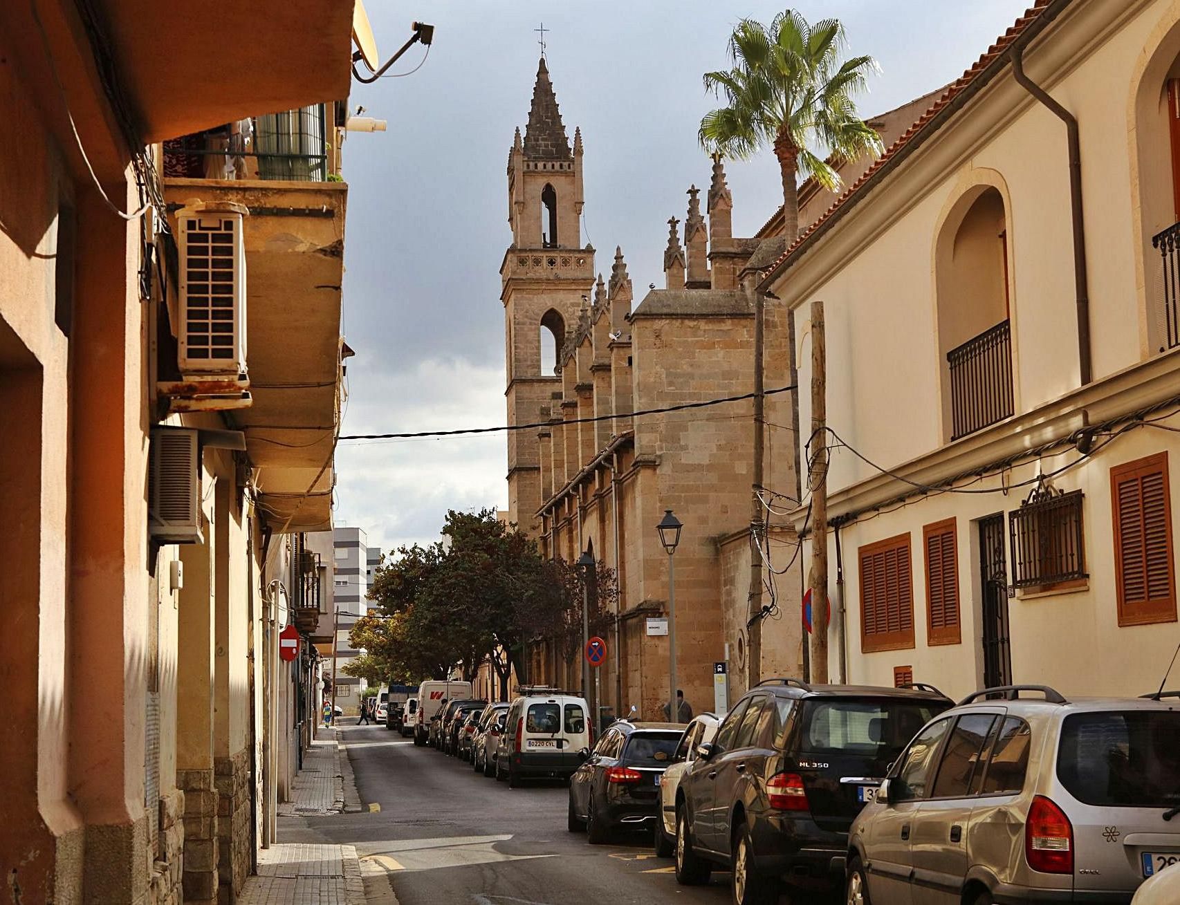 Dass La Soledat früher ein geachtetes Arbeiterviertel war, ist an manchen Stellen noch zu erkennen.  | FOTO: NELE BENDGENS