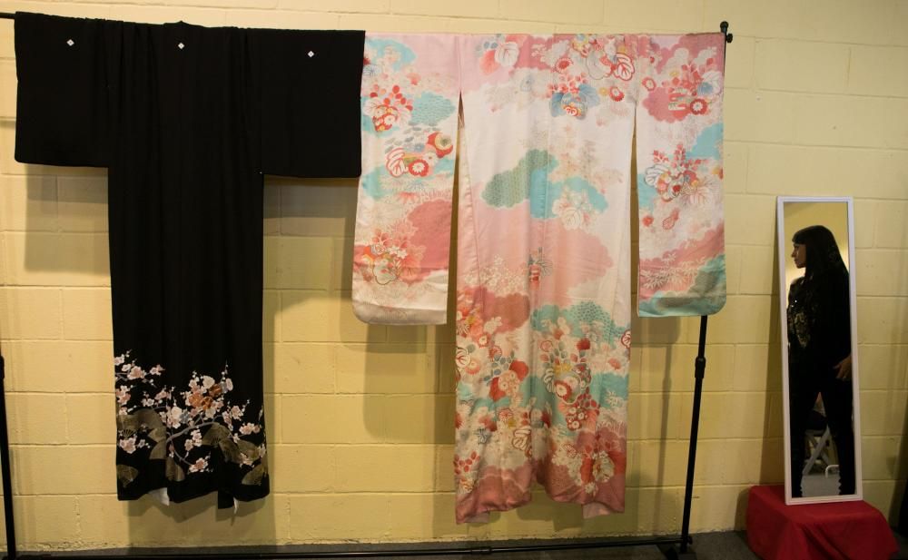 Exposición de kimonos japoneses. Metrópoli Gijón