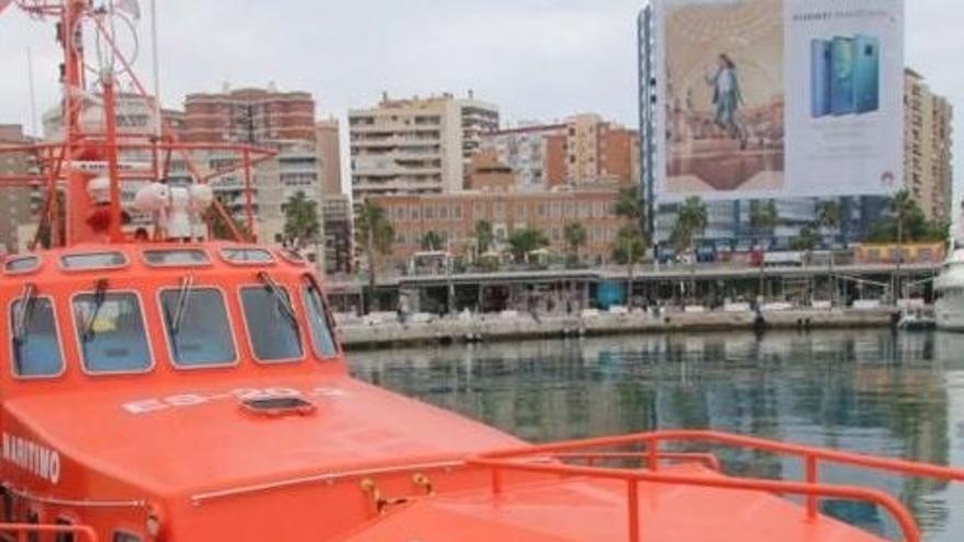 Finaliza la búsqueda de una bañista en Fuengirola al no constar denuncia de su desaparición