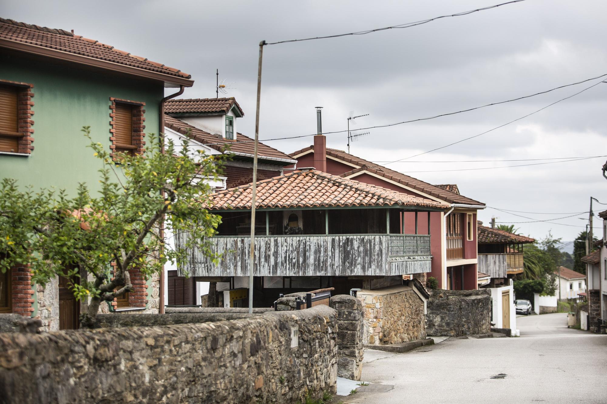 Asturianos en Illas, un recorrido por el municipio