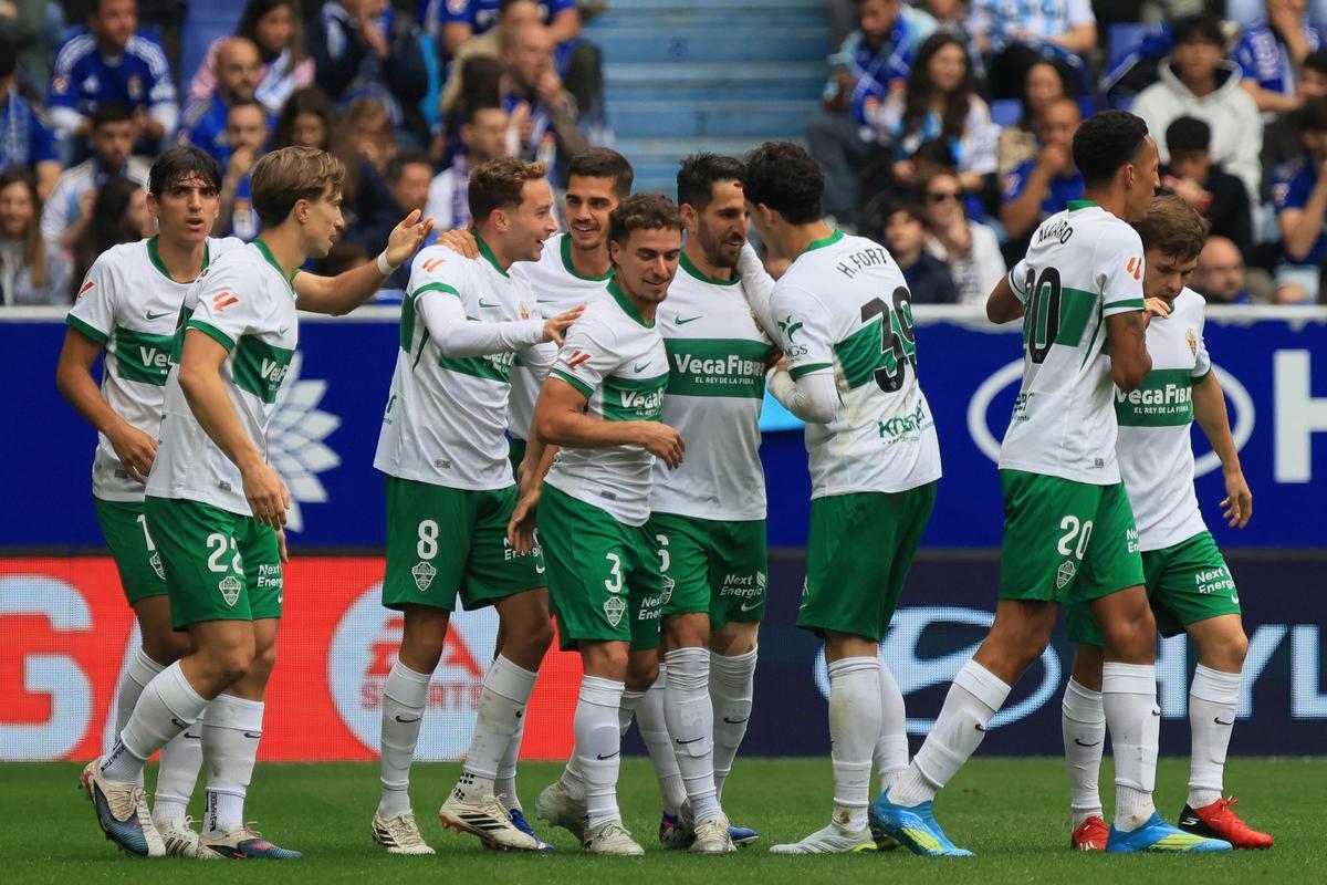 Real Oviedo - Elche CF, en imágenes
