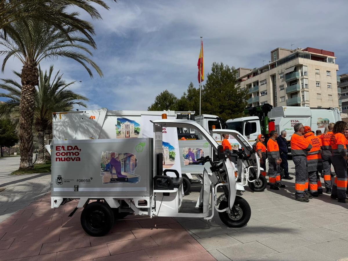 Nueva maquinaria para el servicio de limpieza de Elda.