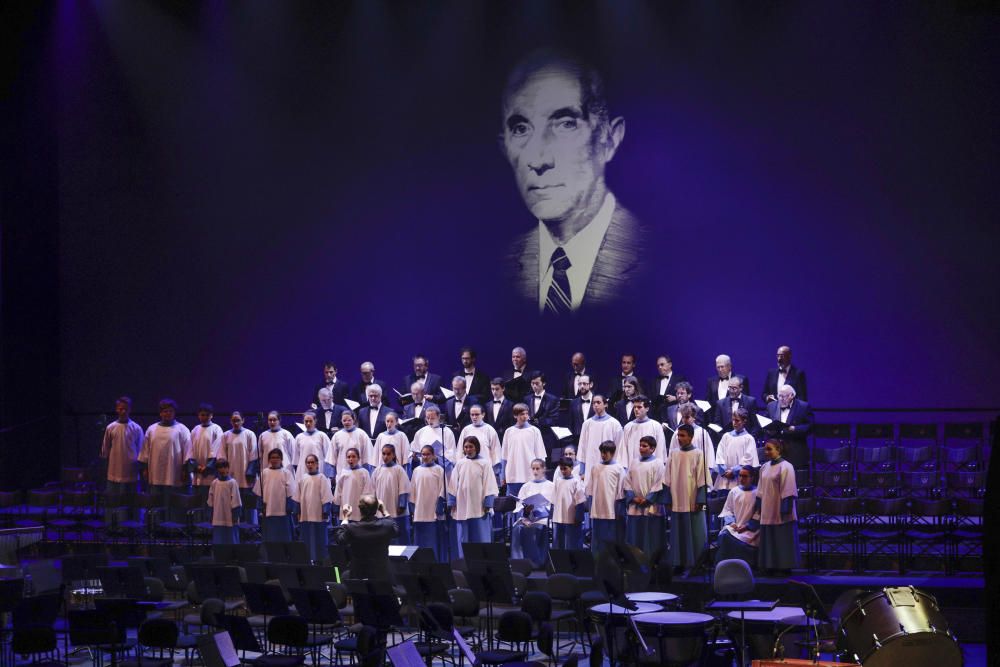 Homenaje por los 50 años de vida del Auditorium