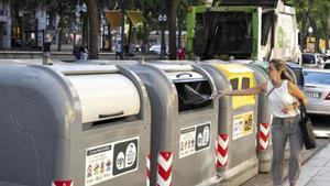 Municipis de BCN també planegen implantar contenidors intel·ligents