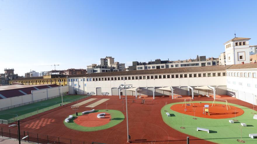 La nueva plaza en la antigua fábrica de Giesa, en Zaragoza, ya está finalizada
