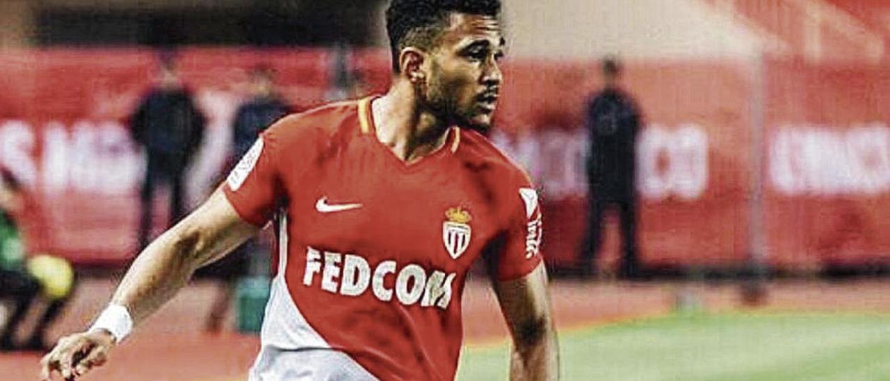 Jordi Mboula, en un partido con el AS Monaco.