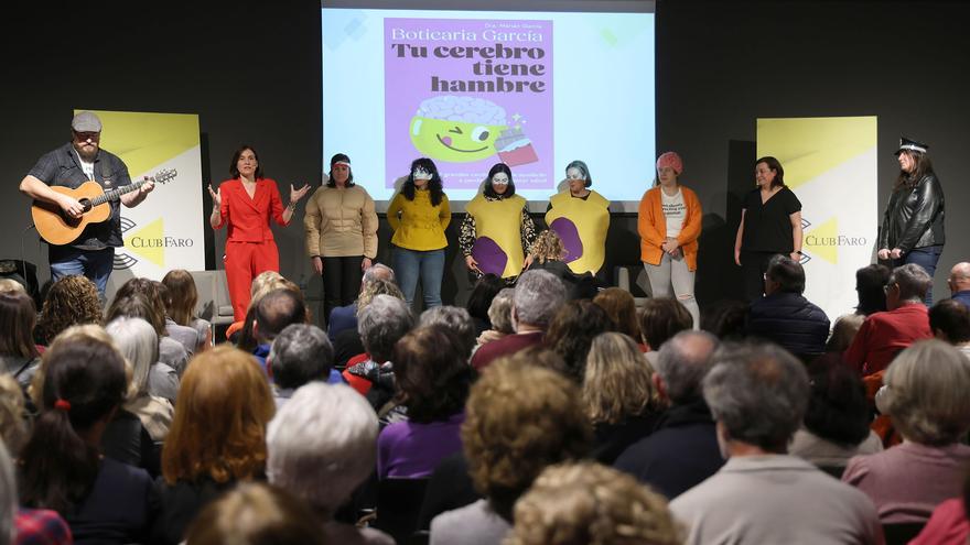 Boticaria García llena el Auditorio del MARCO en Vigo para presentar su nueva publicación