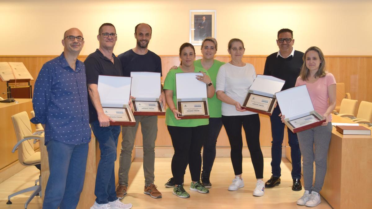 Sedaví entrega los premios por el uso del valenciano en el comercio local.