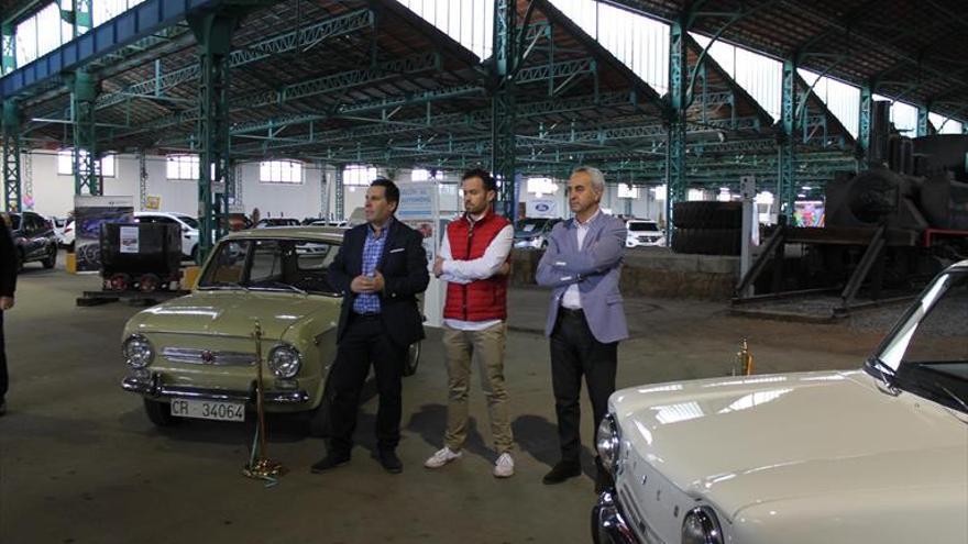 Salón del Automóvil en Peñarroya