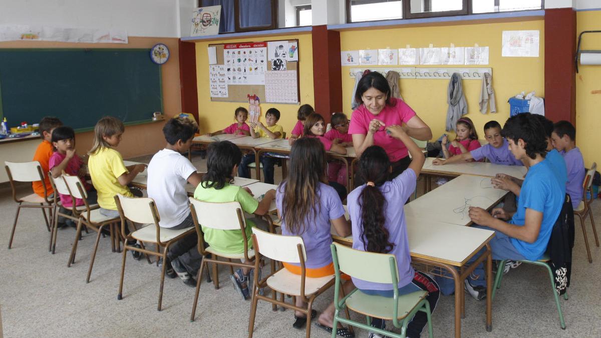 Imagen de archivo del alumano gitano en un colegio de València