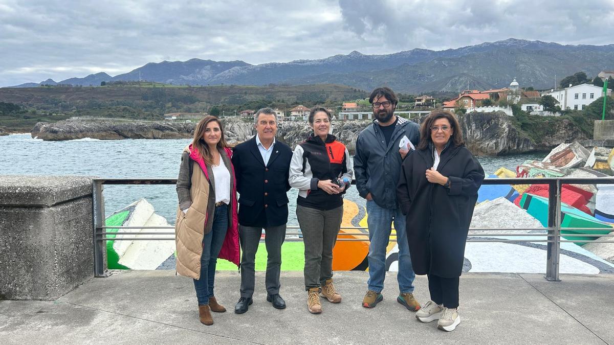 Por la izquierda, Mónica Remis, Juan Carlos Armas, Gloria Solé, Enrique Riestra y Aurora Aguilar.