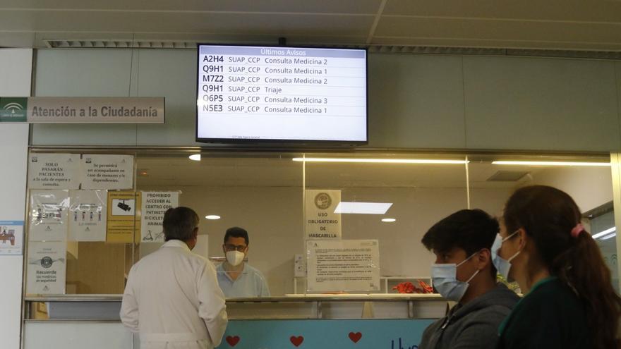 Los centros de salud de Córdoba contarán con turnómetros para mejorar la privacidad y adaptarse a las personas sordas