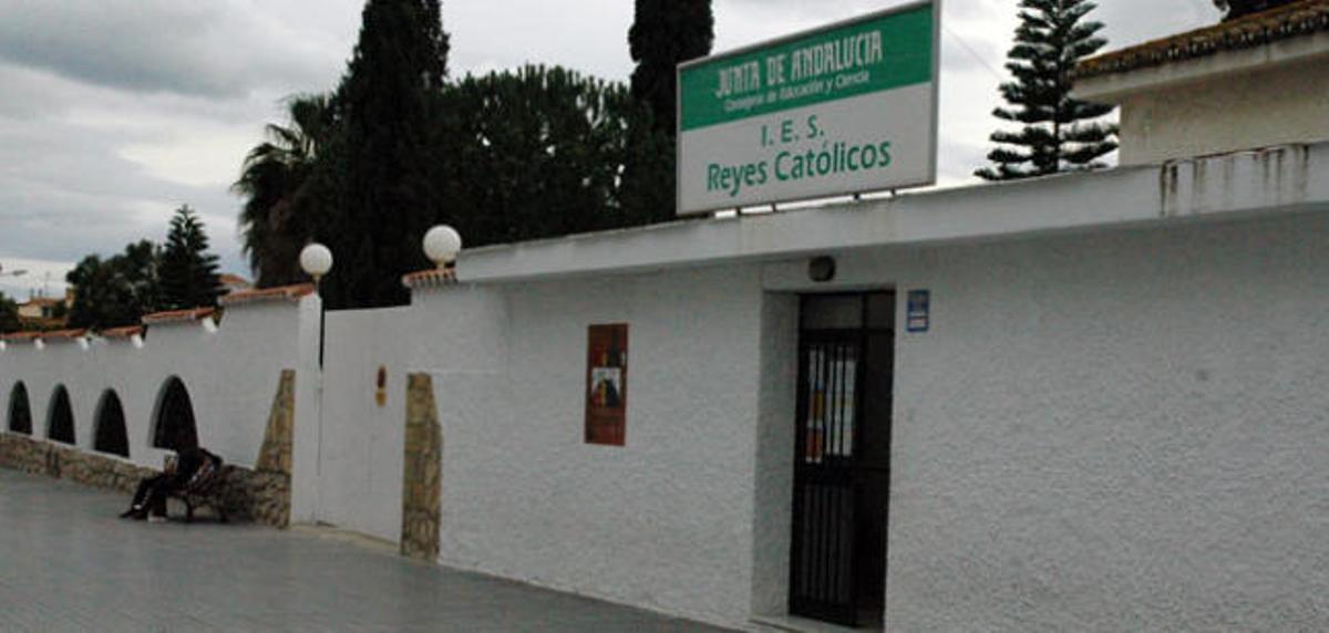 IES Reyes Católicos.