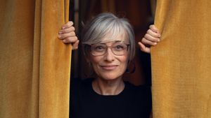Laura López Granell, poeta: "La poesia no em cura, però em salva"