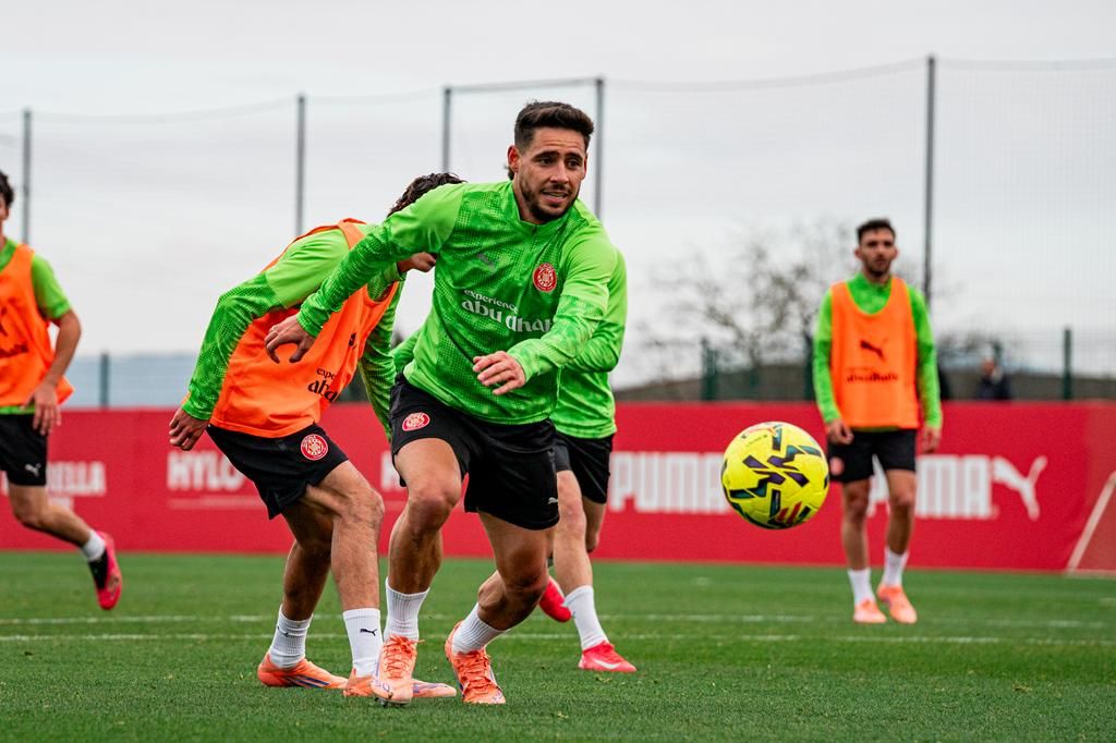 The images of Girona's return to training