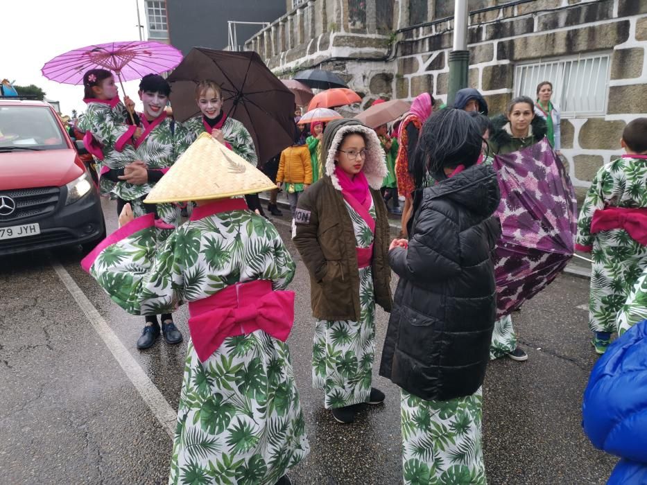 Moaña, Aldán y Bueu dicen adiós a sus carnavales con altas dosis de humor y originalidad.