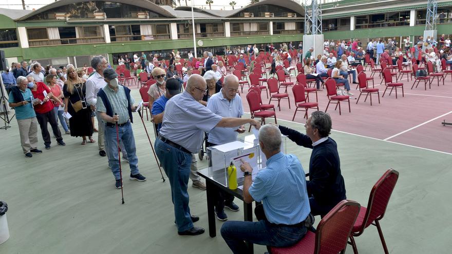 Texto íntegro de la &#039;Moción de censura al presidente del Club Natación Metropole&#039;