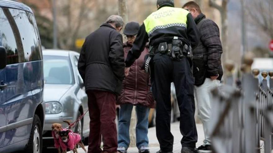 Primera multa en Benidorm por no retirar la caca de perro