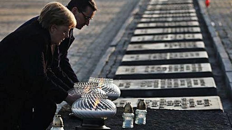 Merkel visita el camp d&#039;Auschwitz