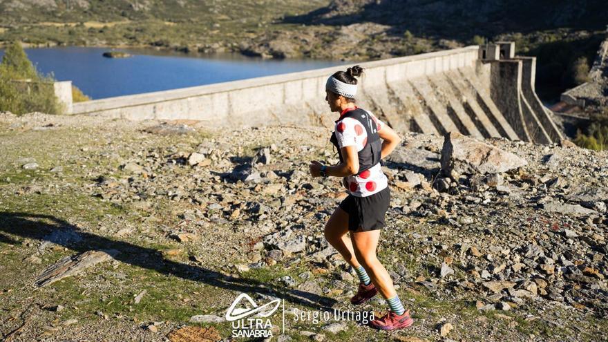 Belén Riádigos, con el jersey de líder de la montaña.