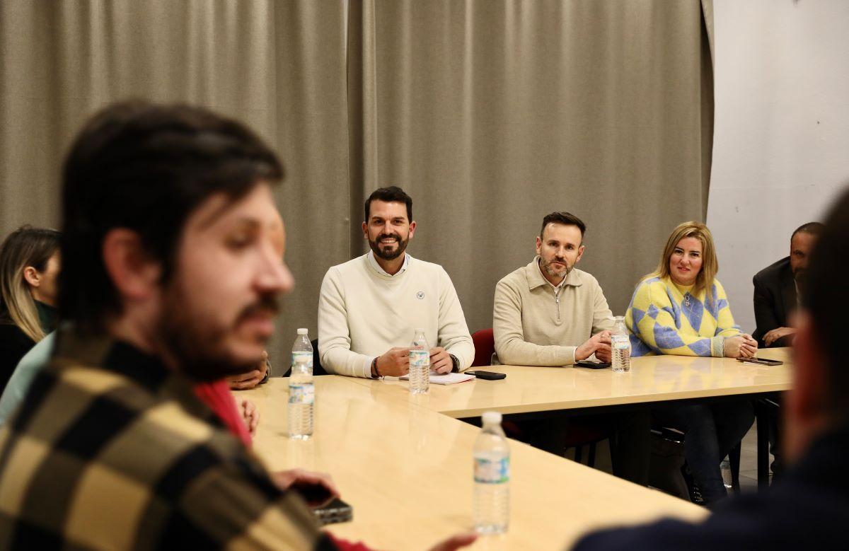 Foto de la asamblea territorial socialista.