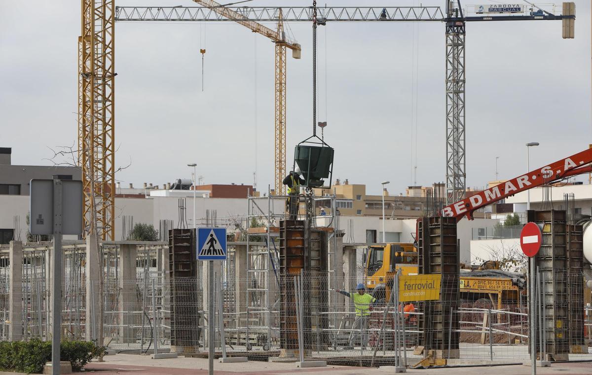 Construcción de viviendas enPort de Sagunt.