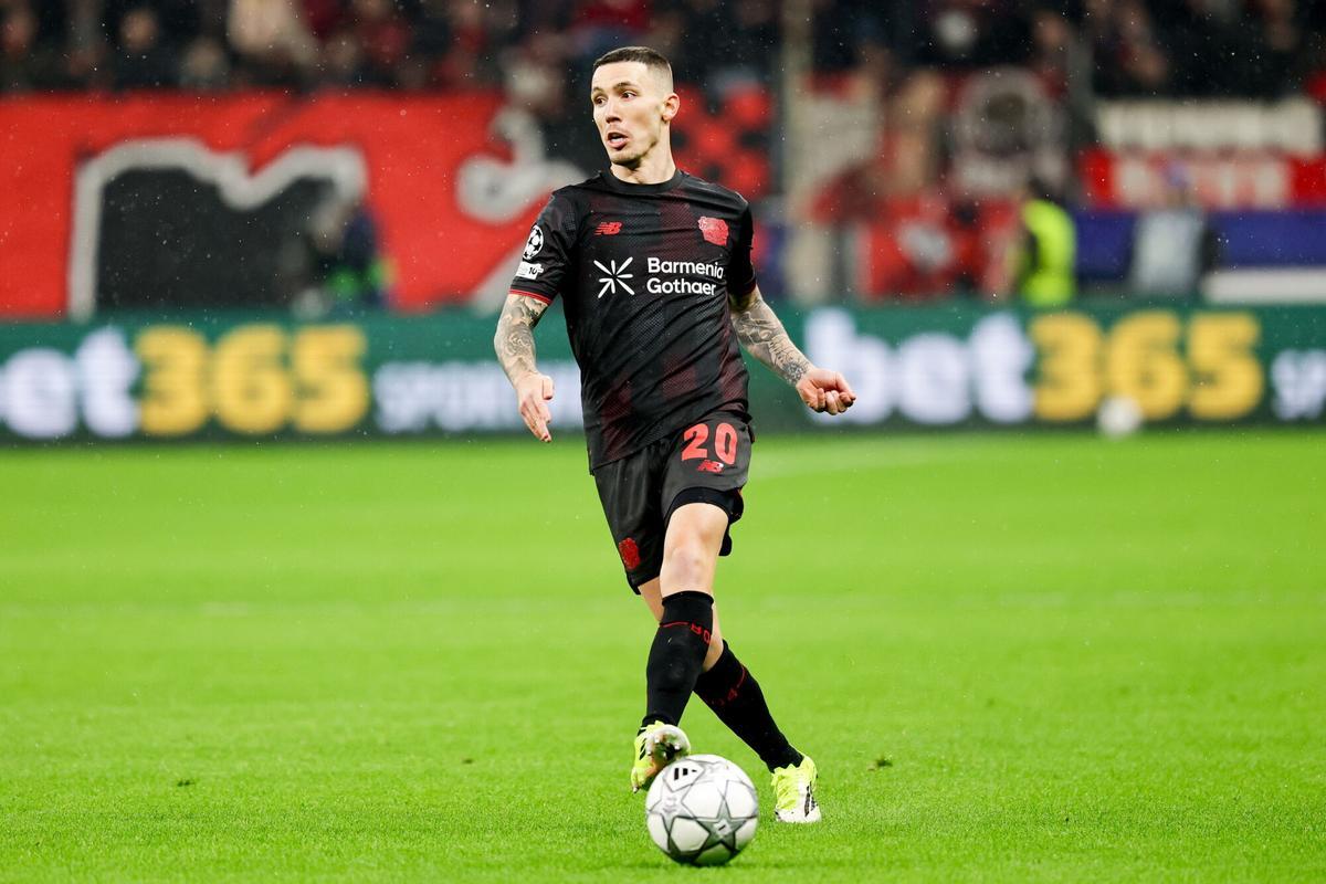 Grimaldo en un partido de esta temporada
