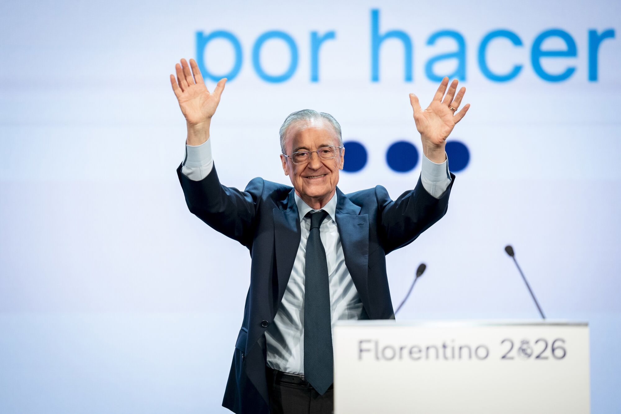 Florentino, desencadenado en el cierre de campaña: "¿Pero no tenían un entrenador cerrado?"