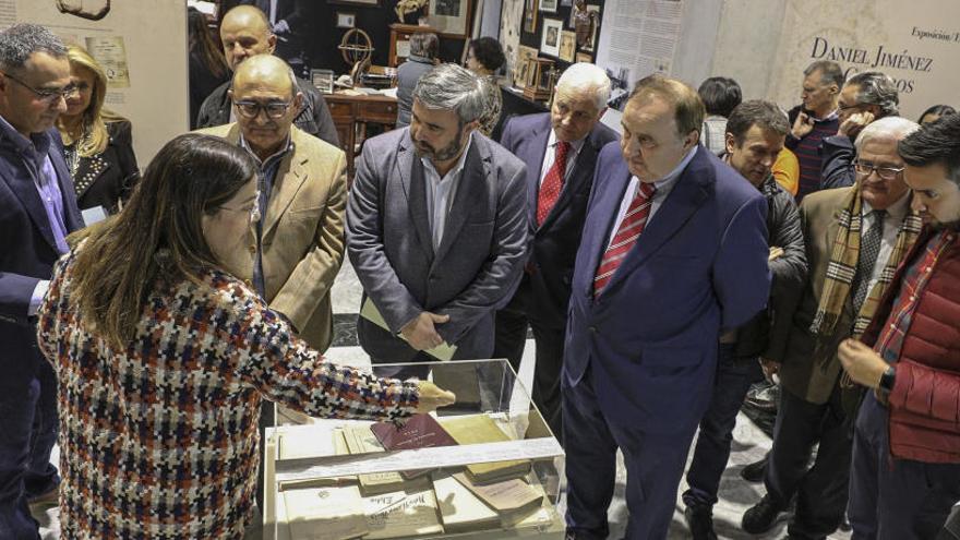 La inauguración llenó el espacio de la muestra.