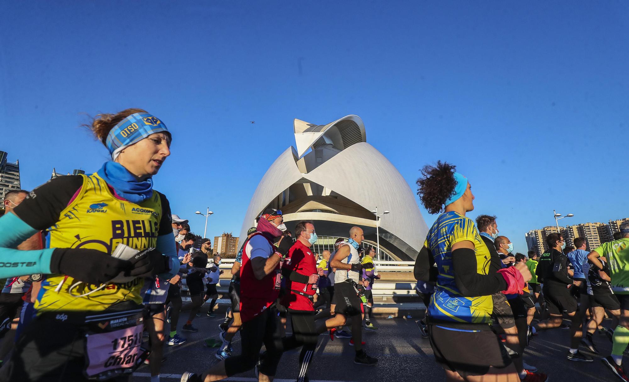 Salida del Maratón Valencia 2021