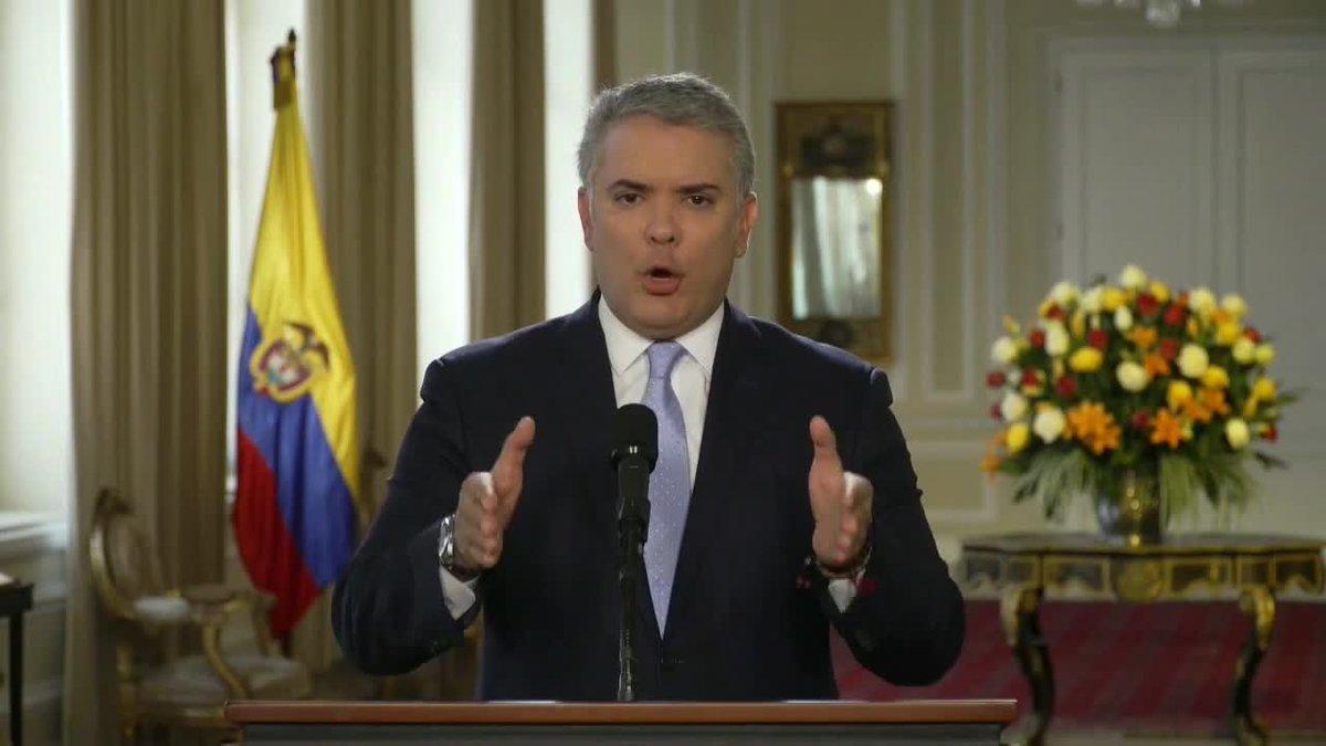 Duque dice que no hay una nueva FARC sino narcoterroristas apoyados por Maduro.