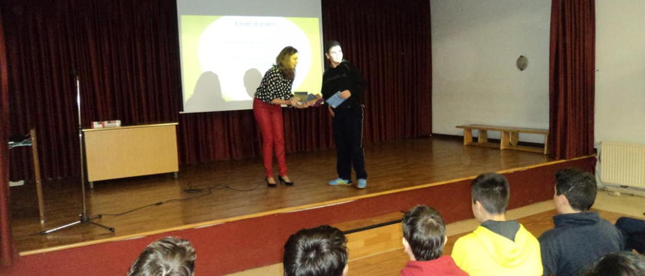 Imagen de los alumnos del Montesol durante la clase de francés.