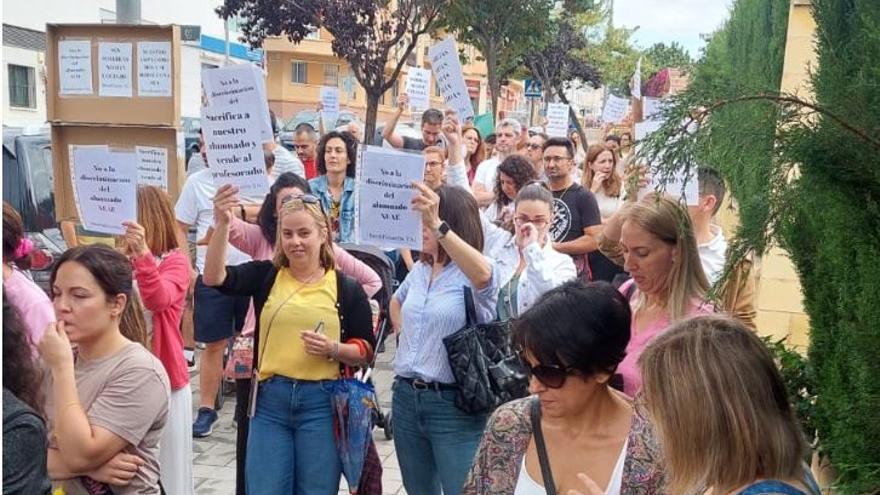 Protesta de los padres del CEIP Carmen de Burgos