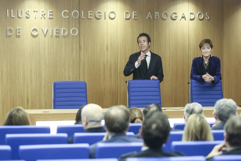 Entrega de la gran cruz del mérito al exdecano del Colegio de Abogados e inauguración de las nuevas instalaciones