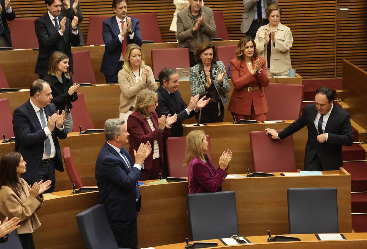 VALENCIA. VLC. INvestidura de Pérez Llorca como nuevo President en Les Corts