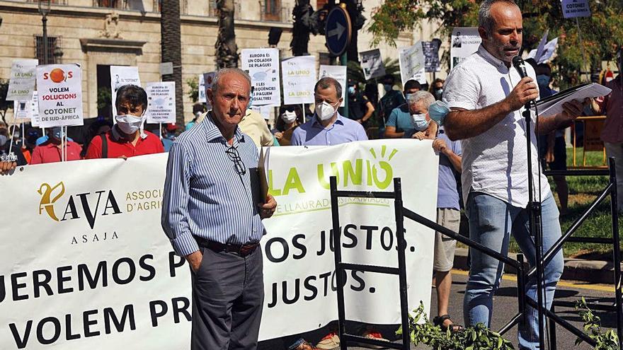 Un momento de la manifestación agraria, ayer.