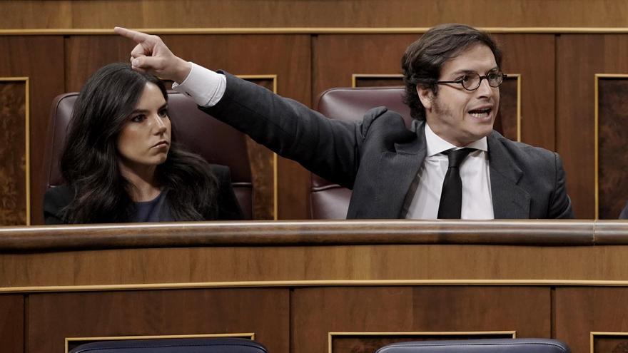 Los diputados de Vox tensionan el debate de la amnistía e increpan al PSOE: &quot;¡Traidores! ¡Corruptos! ¡Genocidio el vuestro!&quot;