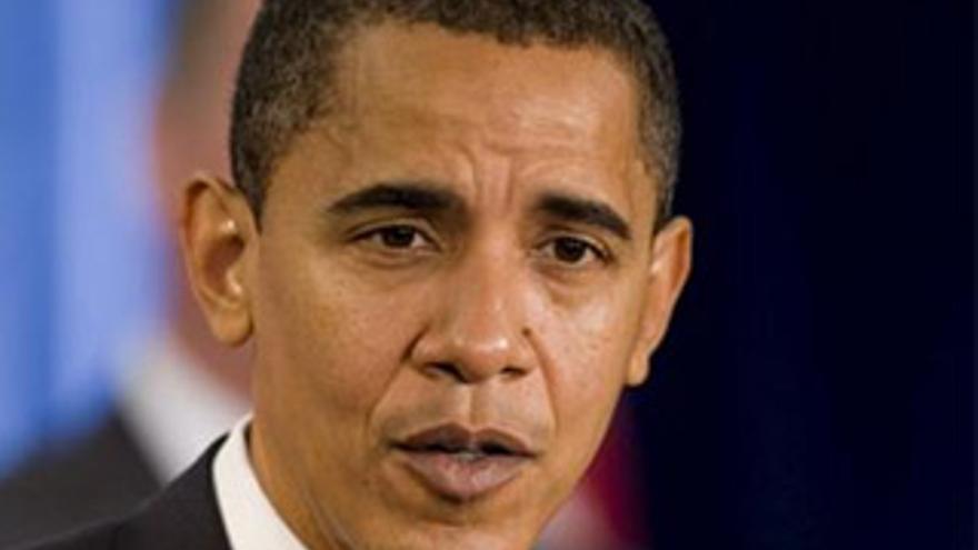 Obama designa a Louis Caldera director de la Oficina Militar de la Casa Blanca